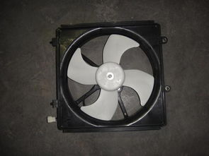 汽车水温箱多少容量